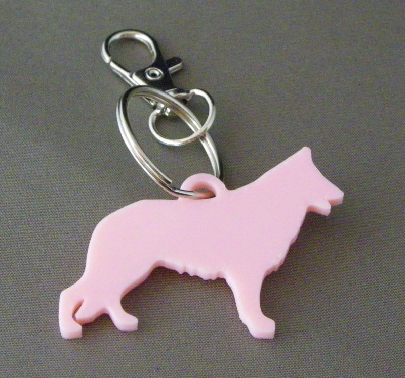 (image for) 3D Prints - Hond Sleutelhanger 33 - Kersenroze (Sakura Pink)