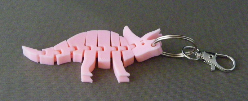 (image for) 3D Prints - Triceratops Sleutelhanger 4 - Kersenroze (Sakura Pink)