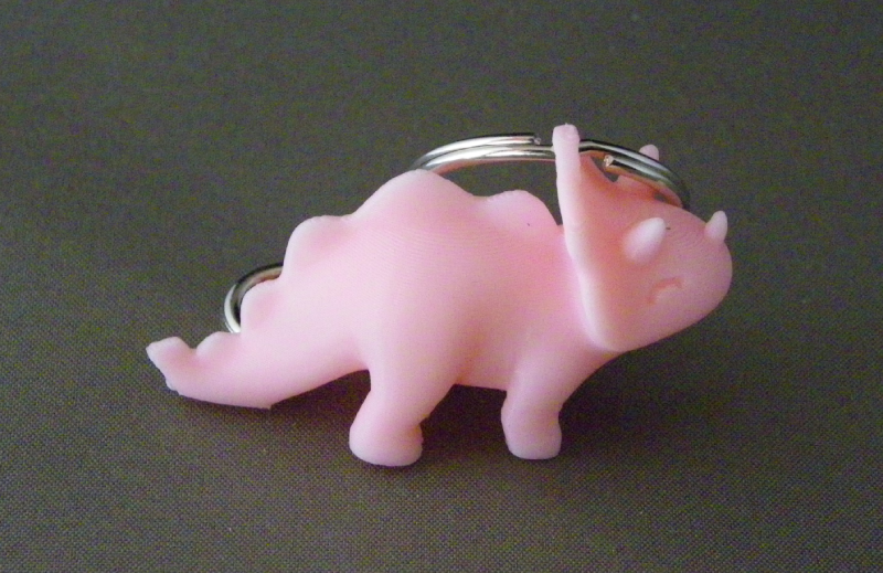 (image for) 3D Prints - Triceratops Sleutelhanger 1 - Kersenroze (Sakura Pink)